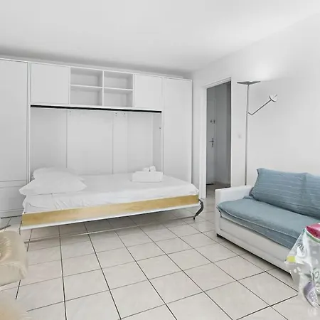 Apartament Joli 32m2, Piscine, Parking, Wifi Fréjus