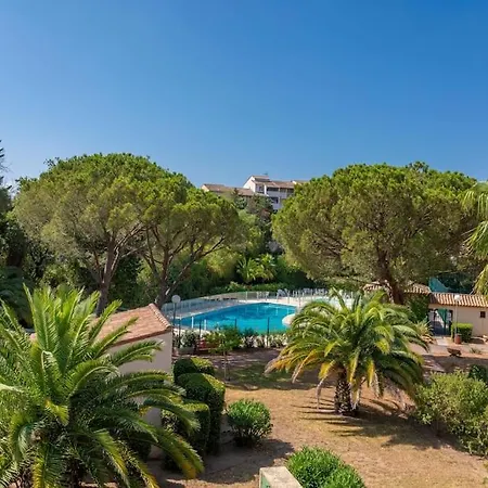 Joli 32m2, Piscine, Parking, Wifi Apartament Fréjus