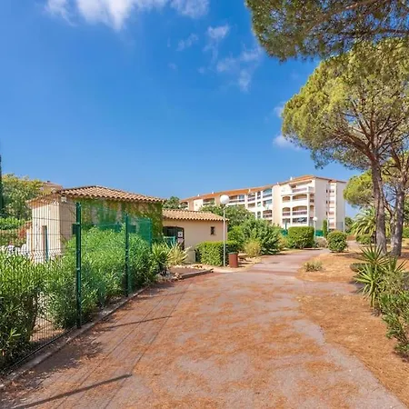 Joli 32m2, Piscine, Parking, Wifi Fréjus