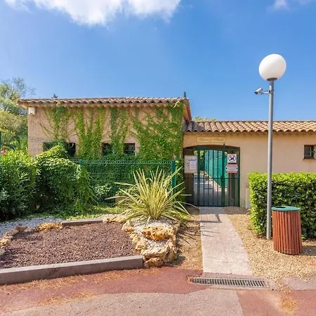 Daire Joli 32m2, Piscine, Parking, Wifi *